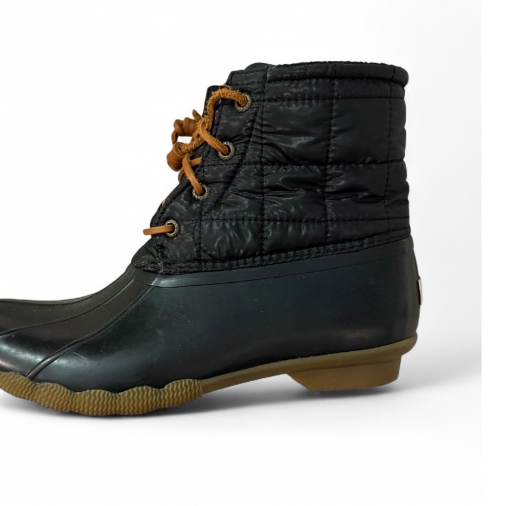Sperry women’s size 8Black Quilted Duck Boots with Brown Laces
